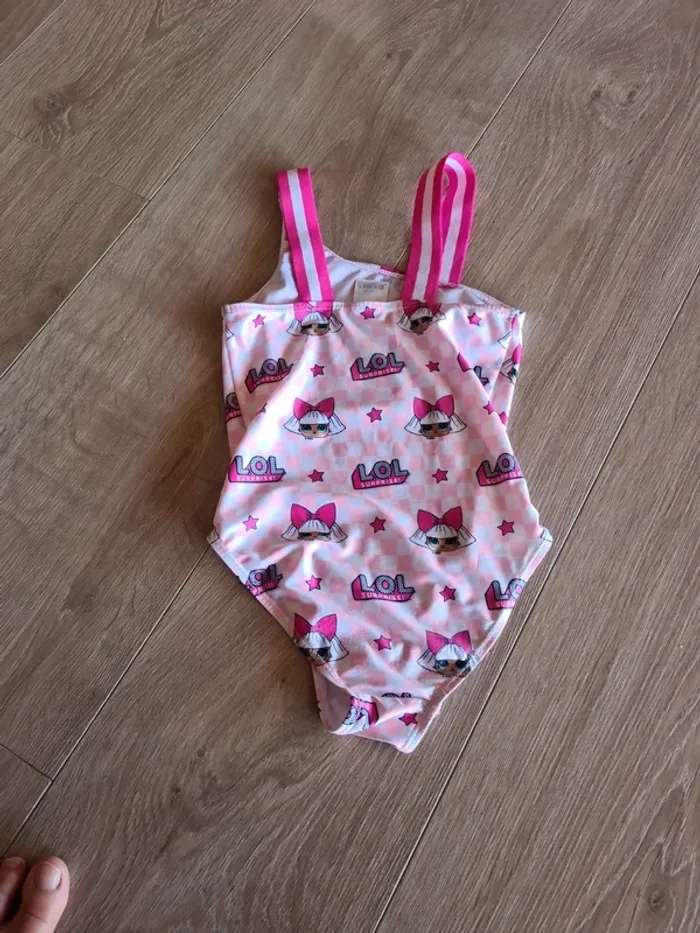 Maillot de bain 8ans 1 pièce lol - photo numéro 2