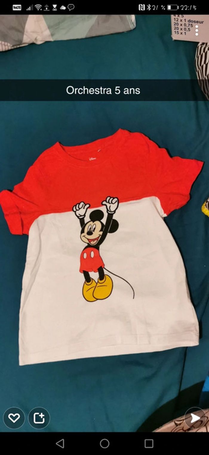 T-shirt mickey