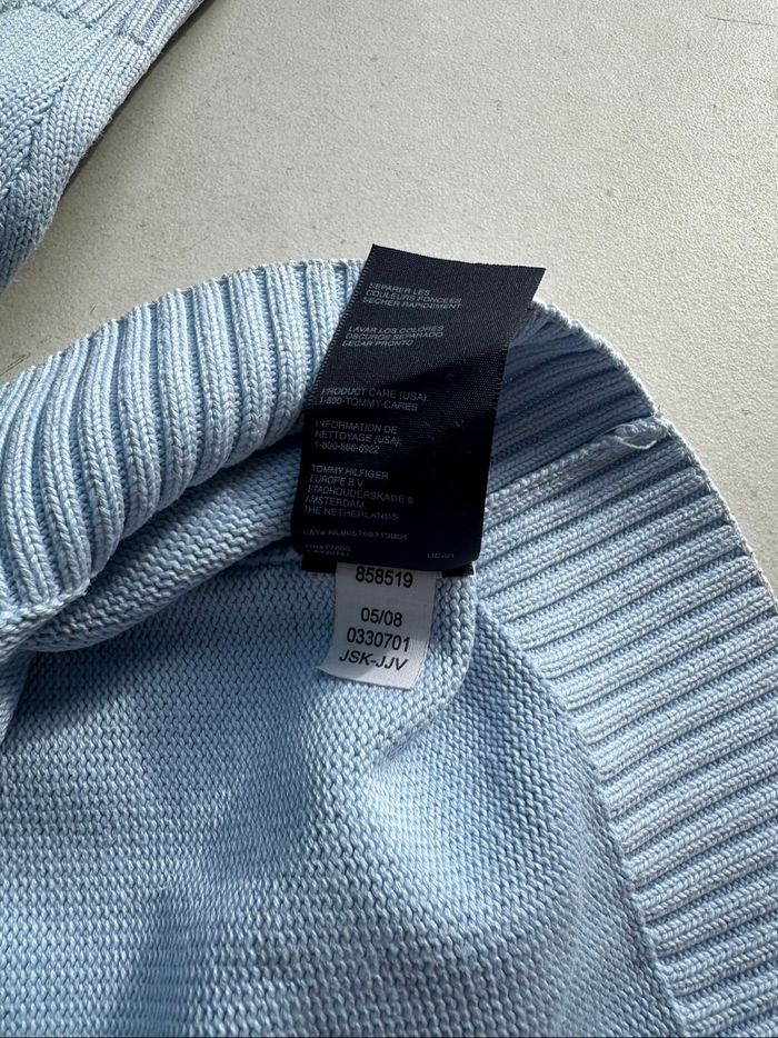 Pull Tommy Hilfiger bleu clair col rond taille XL 👕 - photo numéro 7