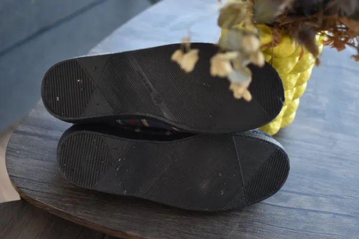 Chaussons en taille 39 - photo numéro 2