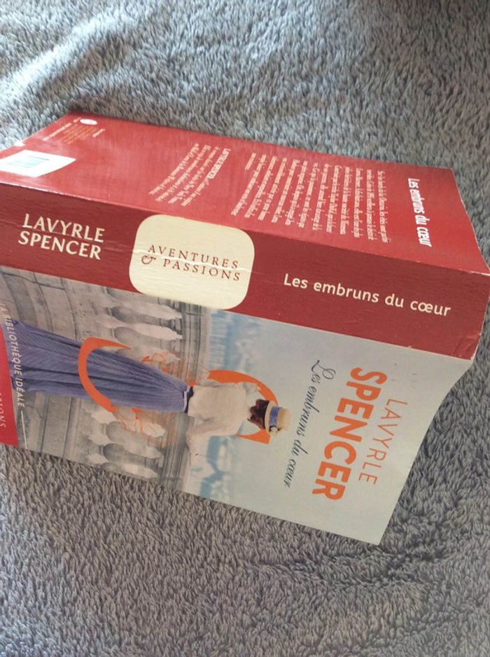 #les embruns du cœur Lavyrle Spencer. )s - photo numéro 3