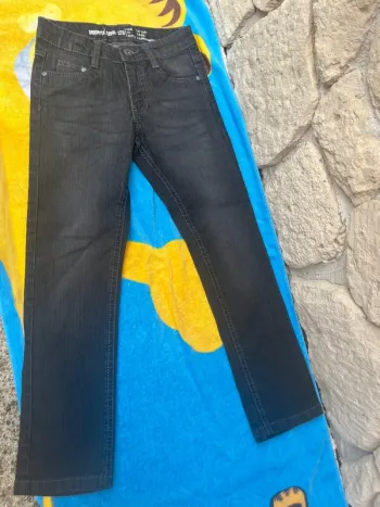 Jean’s pepperts noir slim 7/8 ans