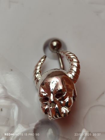 Piercing nombril skull neuf