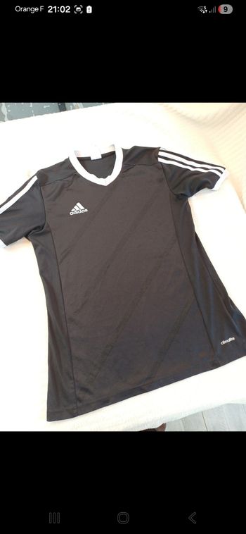 T.shirt garçon taille S