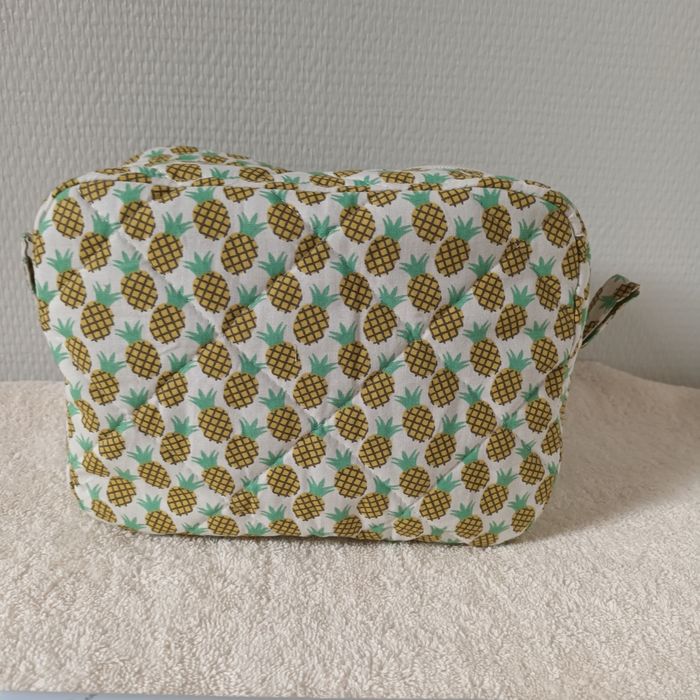 Trousse maquillage 💄 où autre 🍍 - photo numéro 7