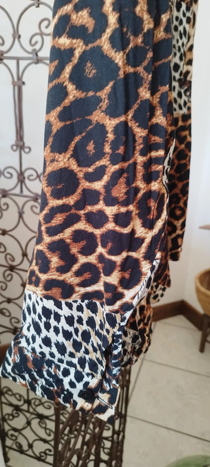 Chemisier Léopard Neuf. Taille unique. Fabriqué en France - photo numéro 10