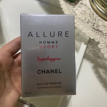 Parfum allure homme spot