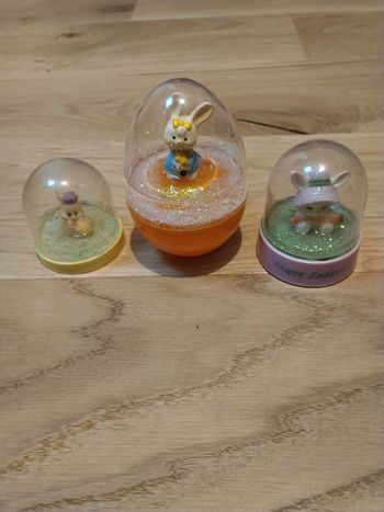 Lot de 3 boules à neige de Pâques 