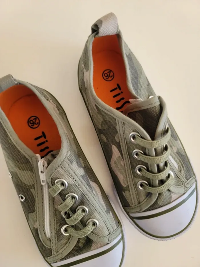 Chaussures tissiai garçon kaki militaire 26 neuve - photo numéro 2