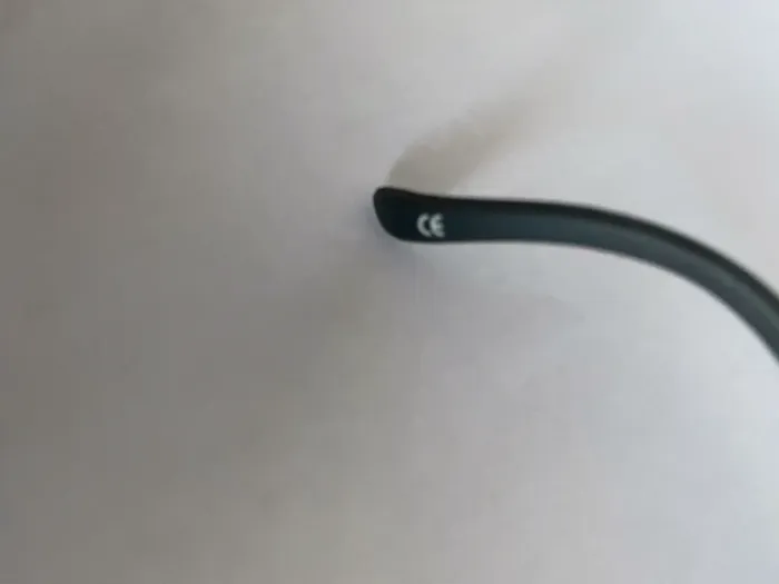 Lunette spéciale petit enfant de qualité - photo numéro 4