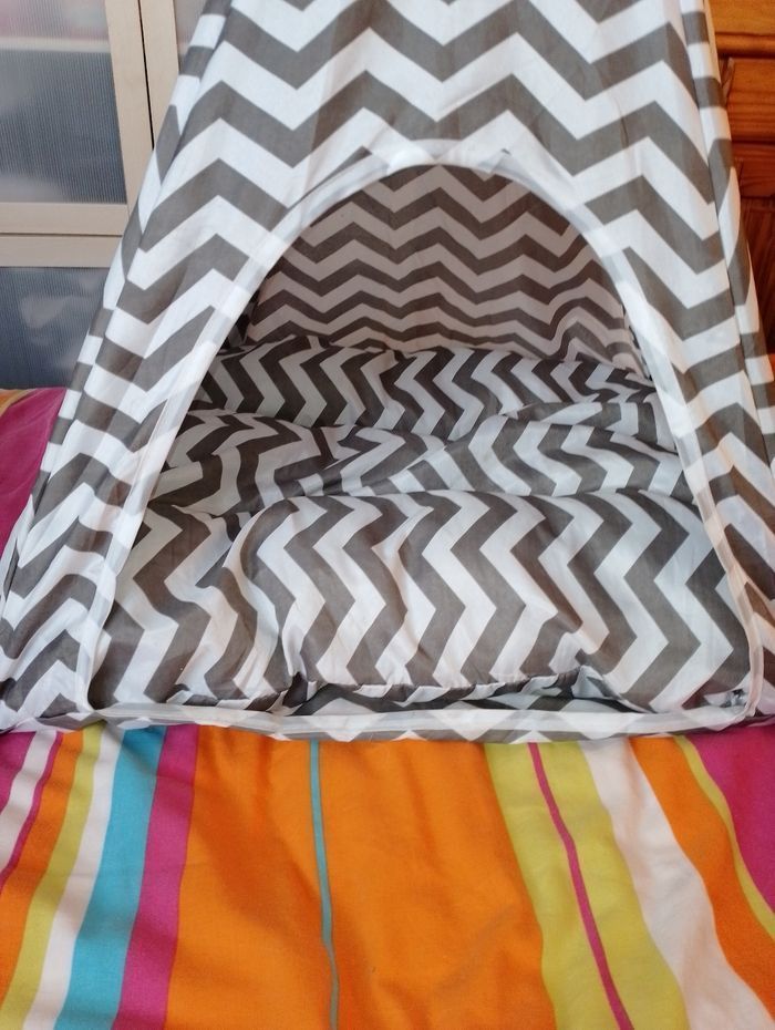Cabane, tente, tipi pour enfants où animaux comme neuf - photo numéro 2