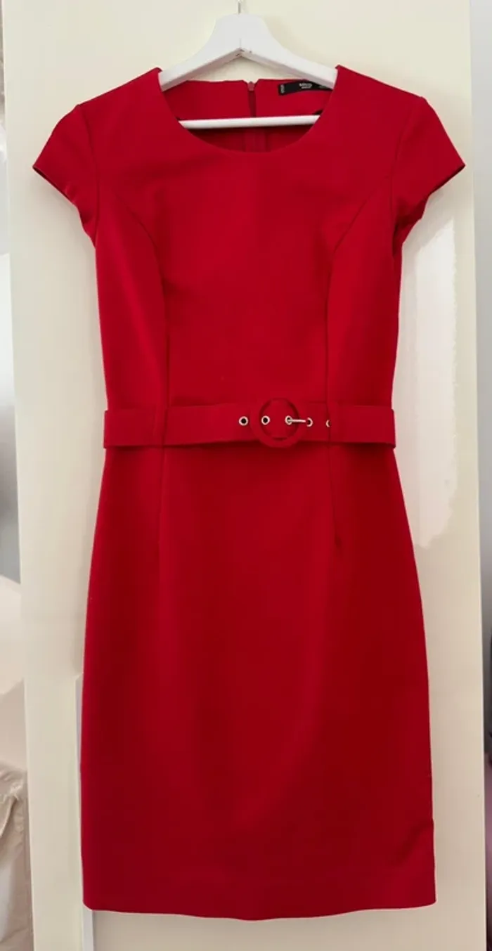 Robe rouge mango