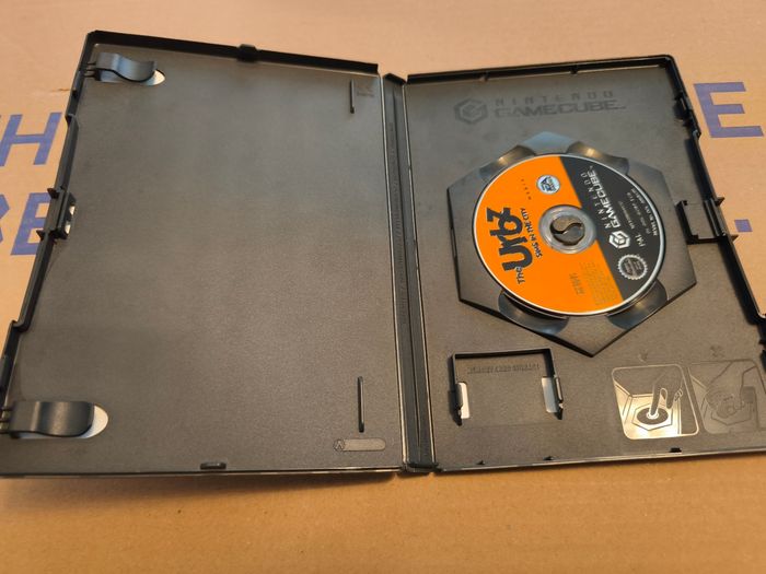 GameCube - les urbz - photo numéro 2