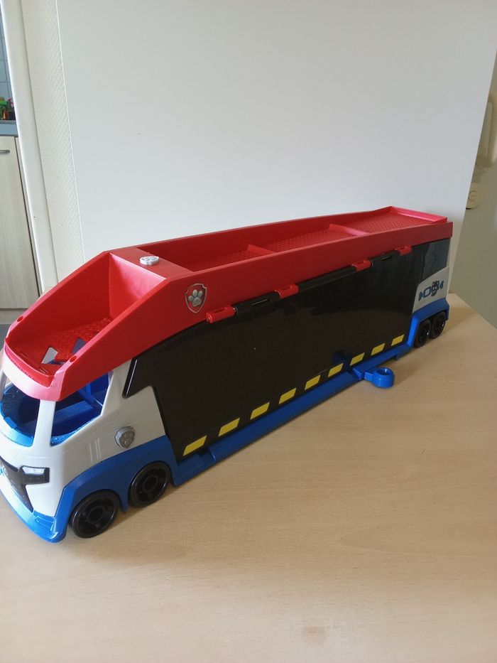 Camion de transport pat patrouille - photo numéro 2