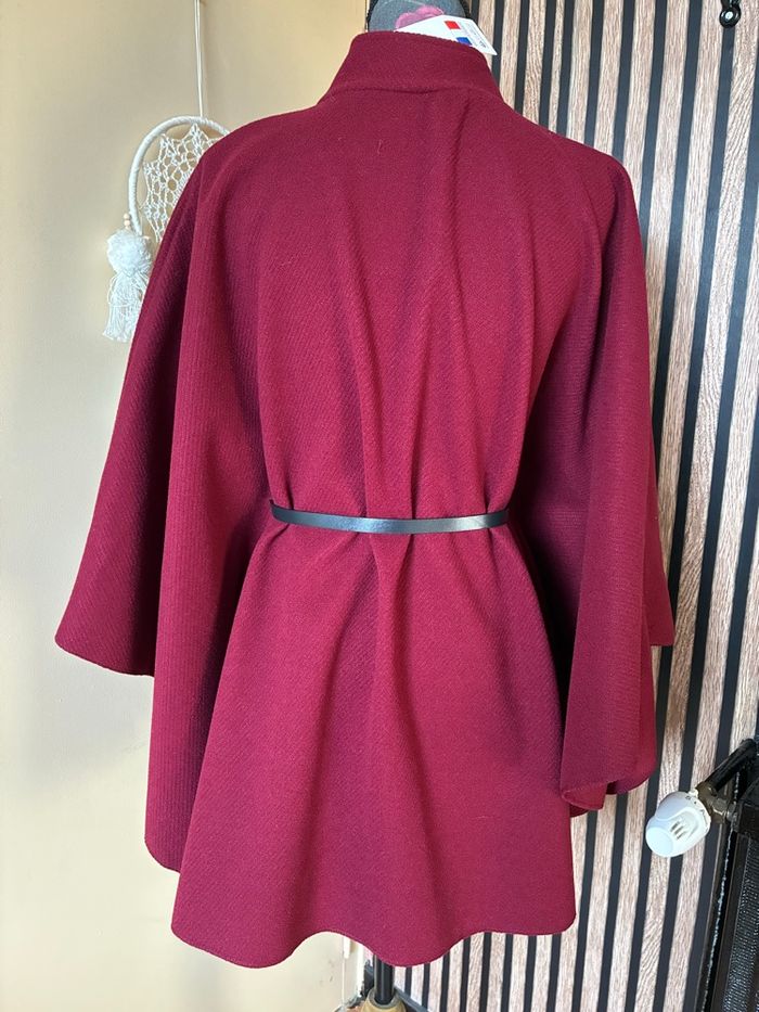 Cape rouge/bordeaux - photo numéro 2