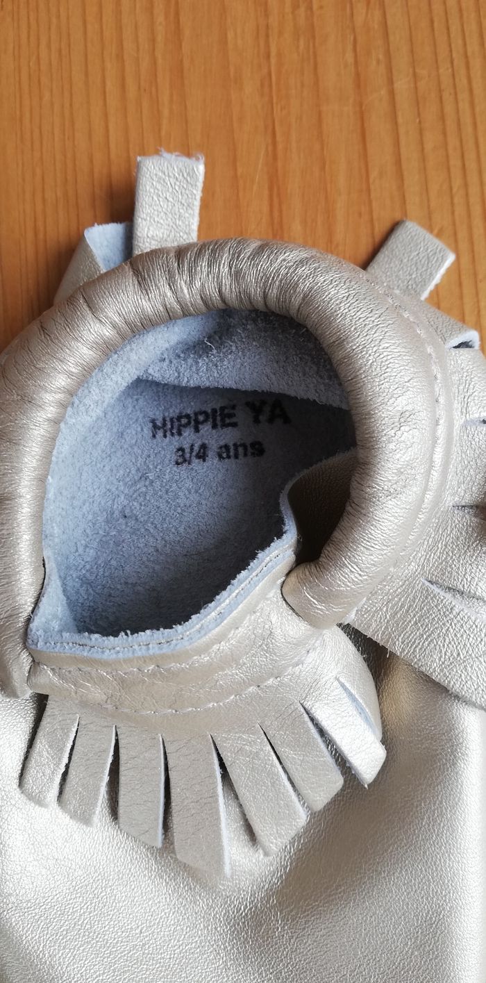 Hippie ya chaussons 3 / 4 ans - photo numéro 2