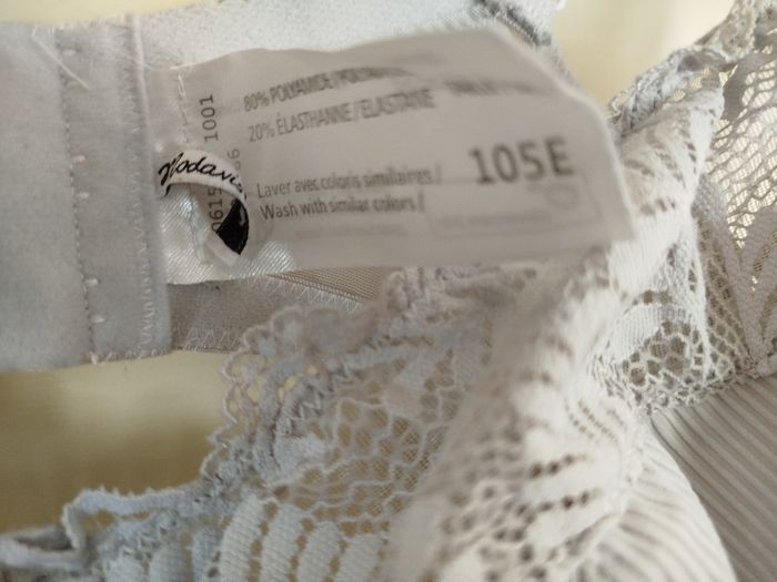 Soutien gorge blc trop petit - photo numéro 2