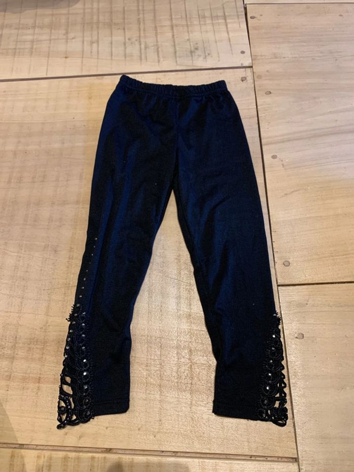 Lot de cinq leggings en bon état taille 4 ans - photo numéro 6
