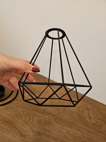 lustre industriel noir