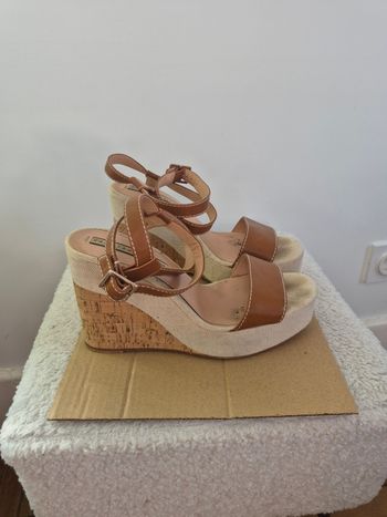 Sandales compensées zara