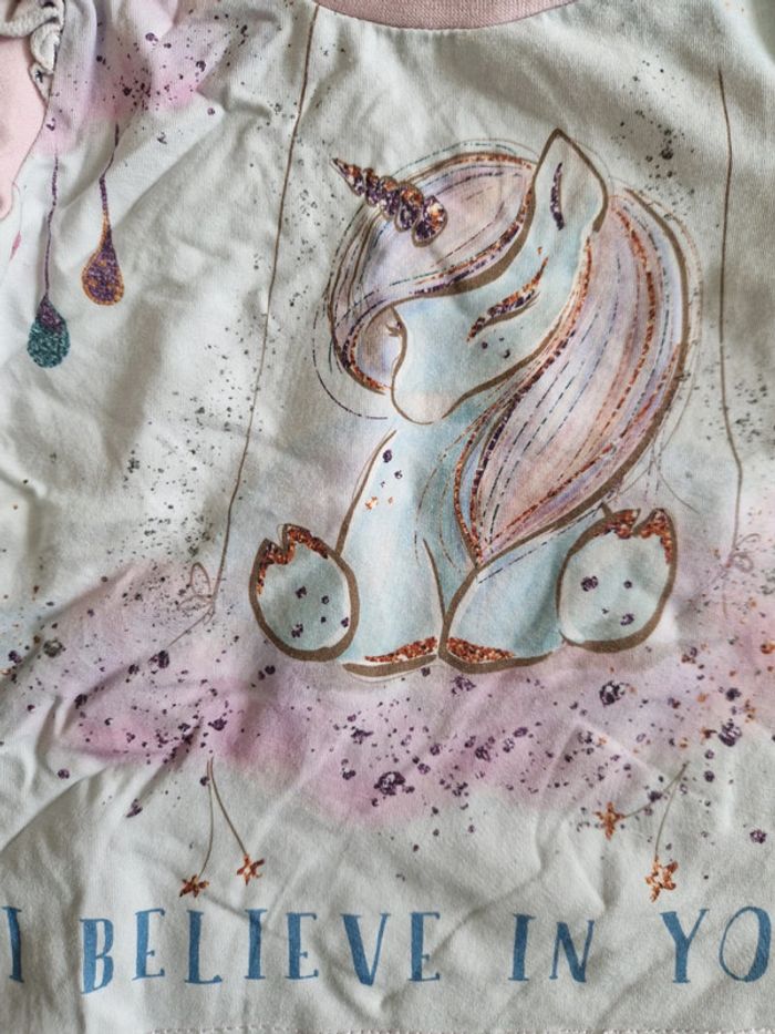 T-shirt Créatrice "licorne" NEUF - photo numéro 2