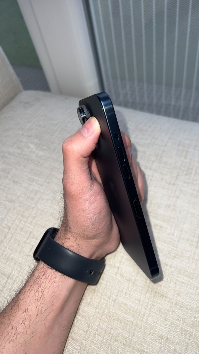 i P h o n e 15 pro Max - photo numéro 6