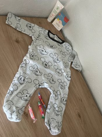 🍼 Pyjama bébé motif Mickey 🍼