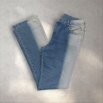 Jean léger jambes évasées bi-colore taille 40