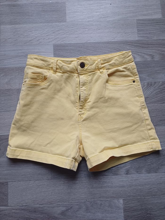 Short jaune Kiabi