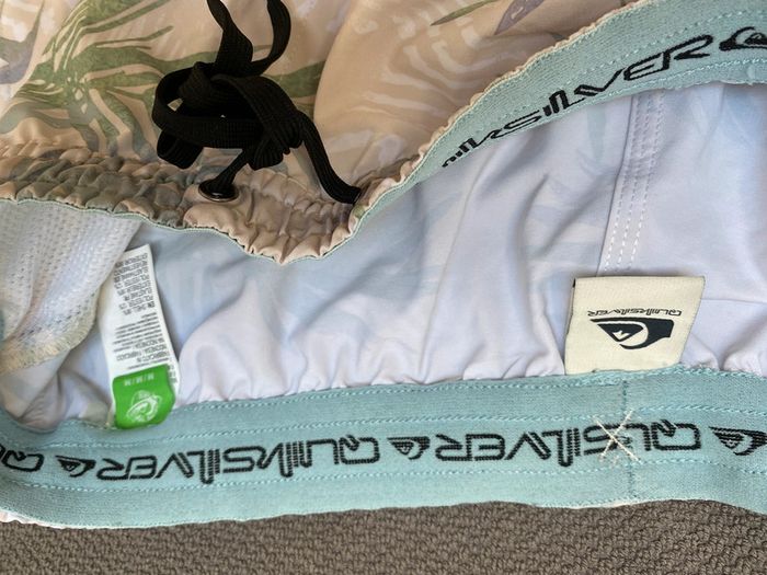 Maillot bain volley short Quiksilver M taille élastiquée - photo numéro 3