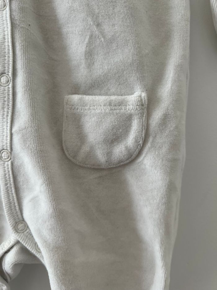 Pyjama blanc - photo numéro 4