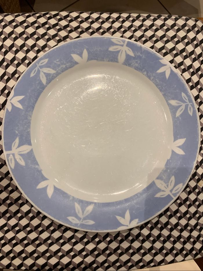 Lot de 5 grandes assiettes