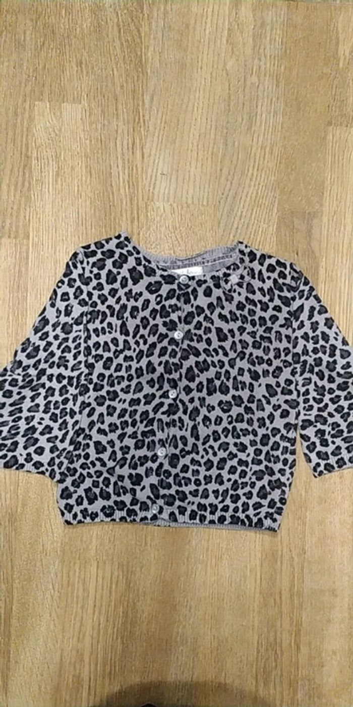 Gilet fin imprimé léopard 12 mois