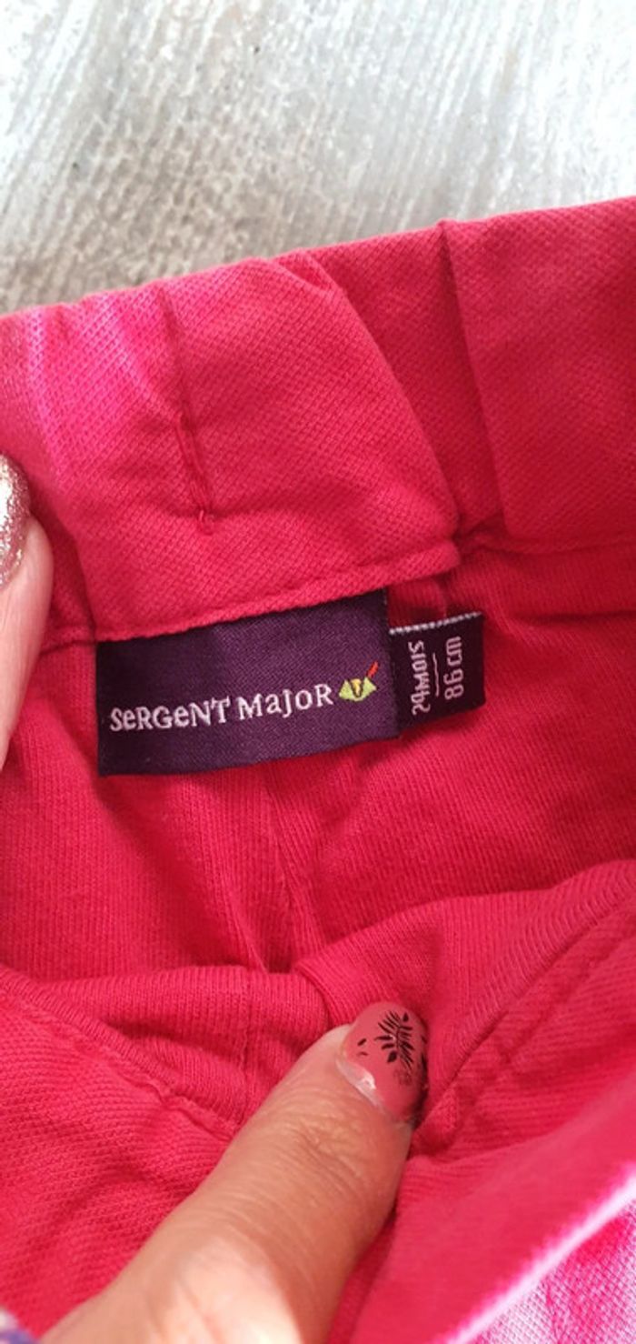 Ensemble Sergent major 24 mois en très bon état - photo numéro 3