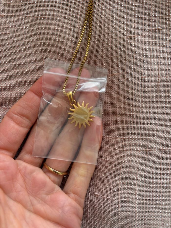 Collier pendentif femme - photo numéro 3
