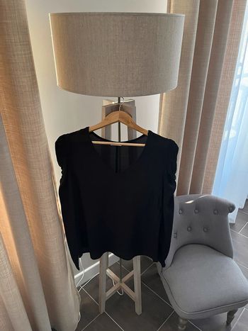Chemise fluide noir camaieu