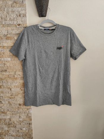 T-shirt gris superdry