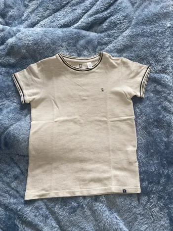 Tee shirt