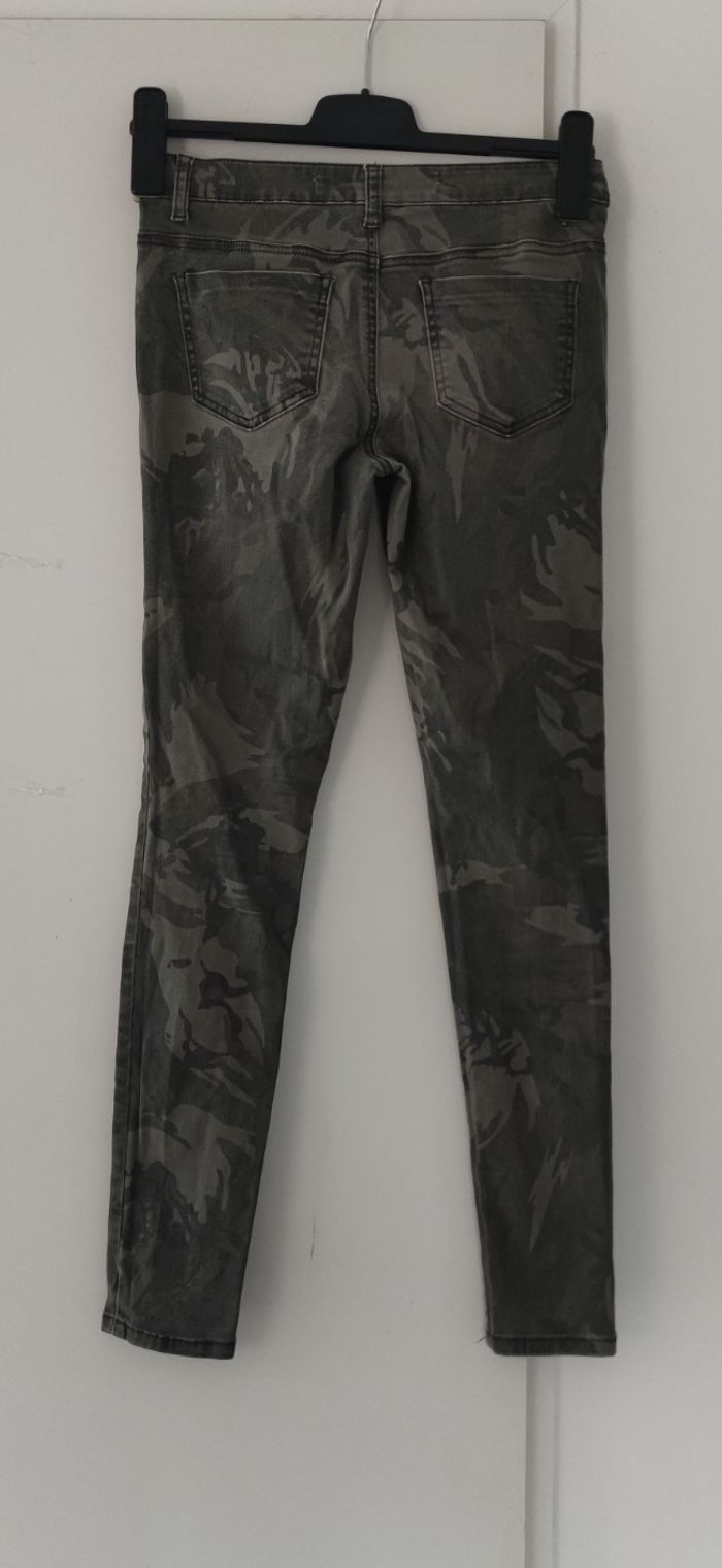Jean slim camouflage gris Denim&Co femme taille 36 très bon état - photo numéro 2