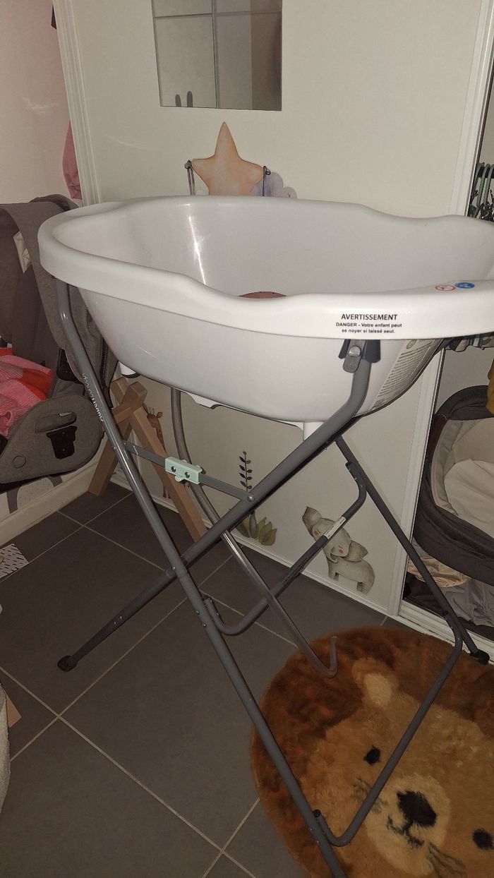 Baignoire bebe sur pied et coussin - photo numéro 2