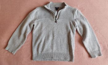Pull gris
