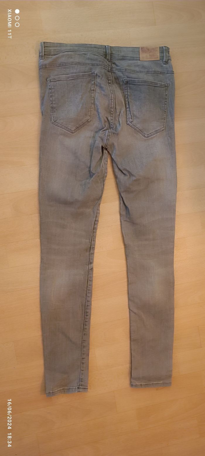 Jean femme taille 42 gris - photo numéro 4