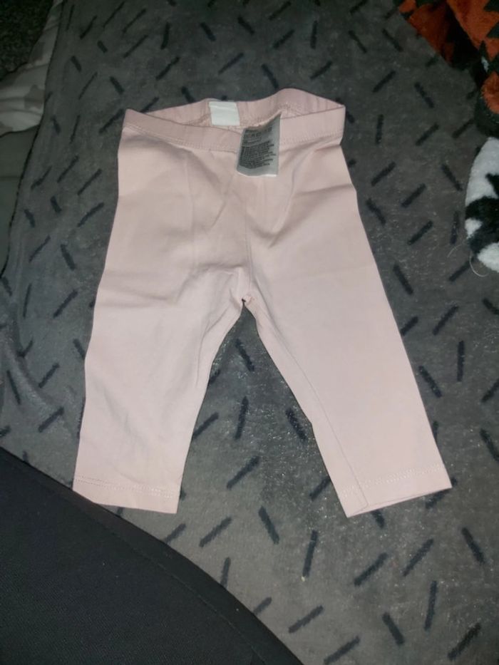 Legging taille 4/6mois 68 cm h&m