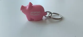 Petit porté clé cochon HERTA
