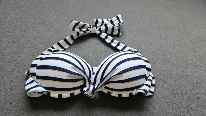 Haut de maillot de bain blanc bleu et doré push up S