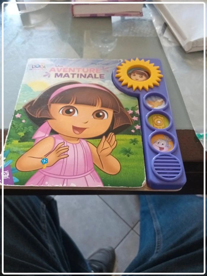 Dora Aventure matinale livre musical