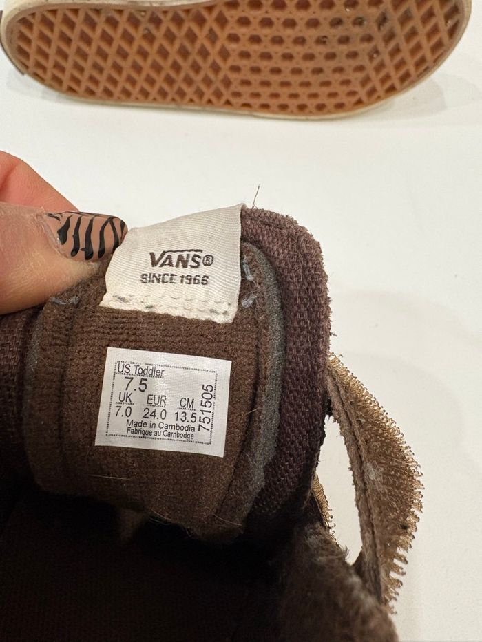 👟 Chaussures enfant montantes Vans – Tres bon état ! - photo numéro 2