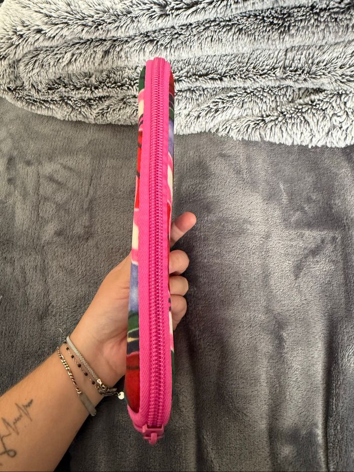 Pochette - photo numéro 2