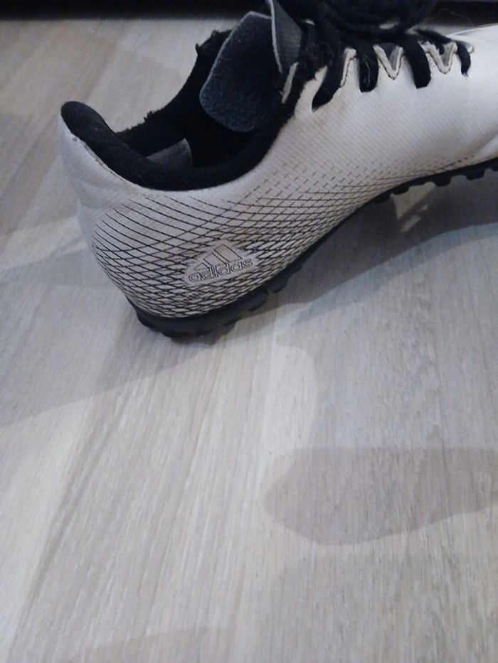 chaussure foot salle - photo numéro 4