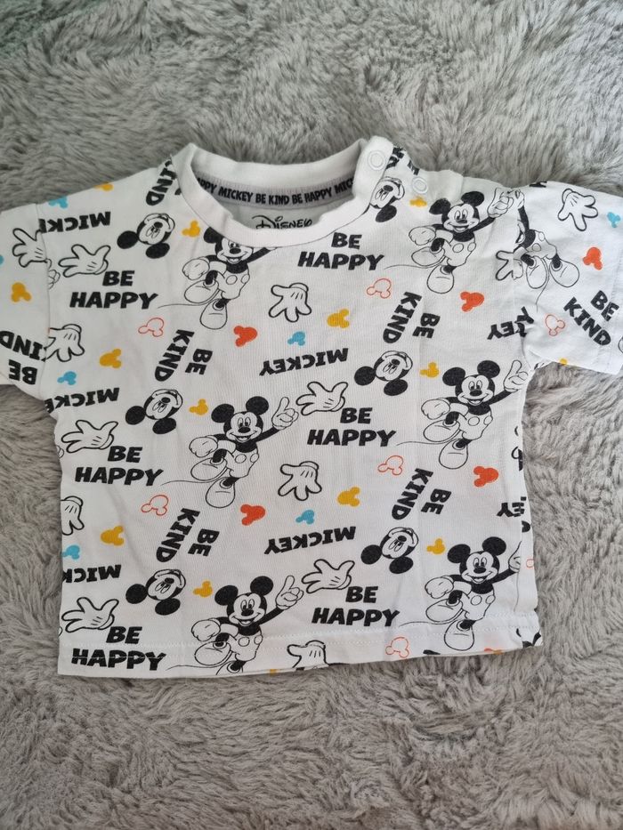 T-shirt mickey